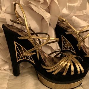 Unique Black/Gold Sam Edelman Platform Heels